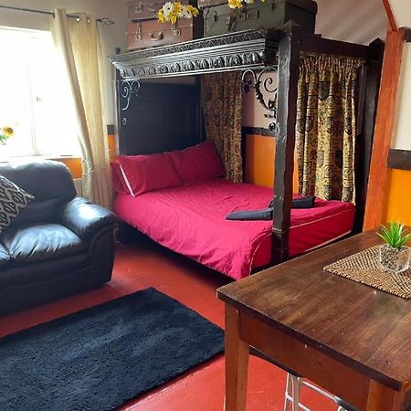 Oyo Yarm Cottages Kirklevington Екстериор снимка
