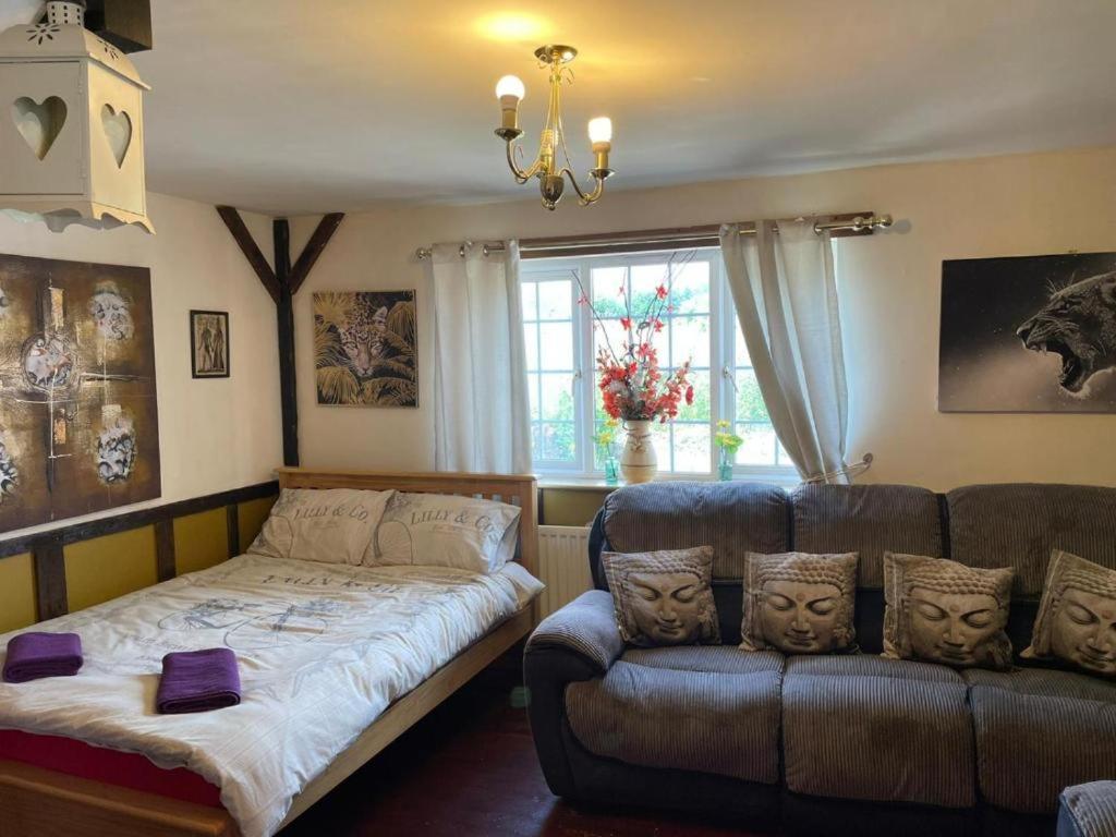 Oyo Yarm Cottages Kirklevington Екстериор снимка