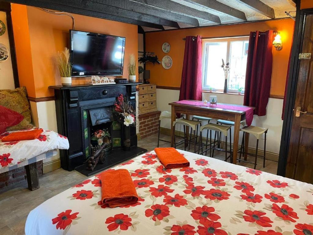 Oyo Yarm Cottages Kirklevington Екстериор снимка